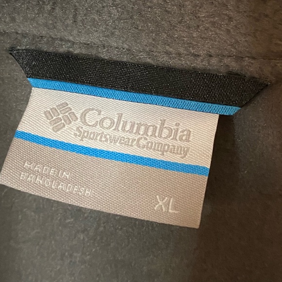 COLUMBIA Men’s Fleece Vest - Picture 3 of 5